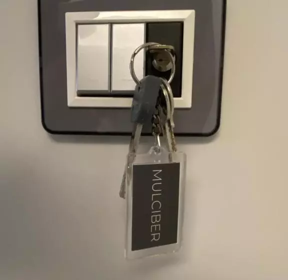 ベッドアンドブレックファースト Etna Stone