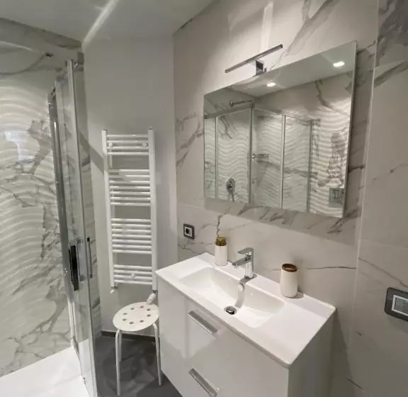 ベッドアンドブレックファースト Etna Stone