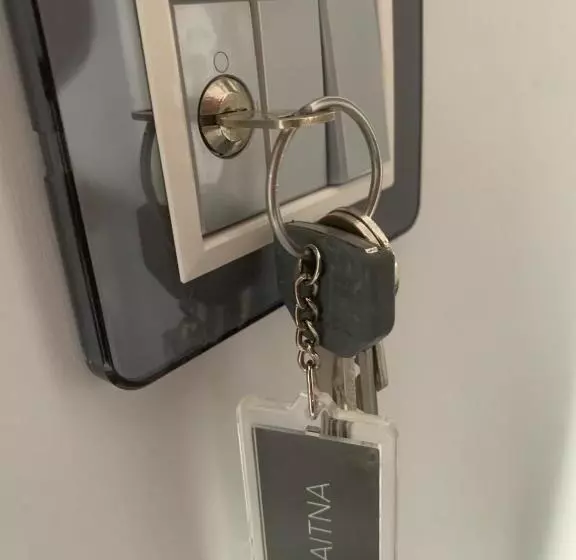 ベッドアンドブレックファースト Etna Stone