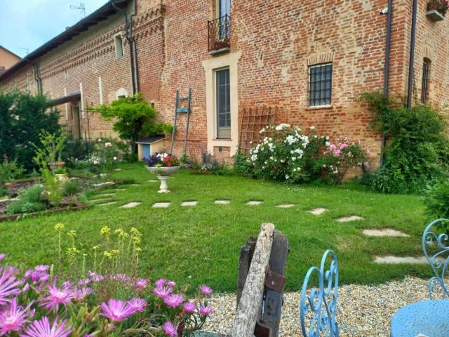 ベッドアンドブレックファースト La Boheme