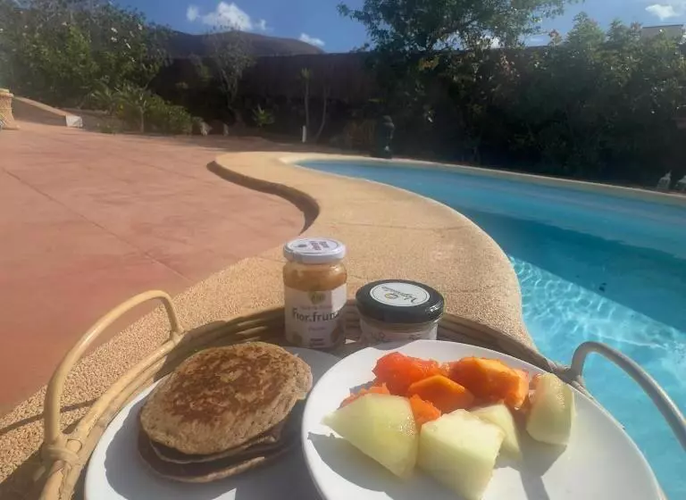 تختخواب و صبحانه Villa Amrita