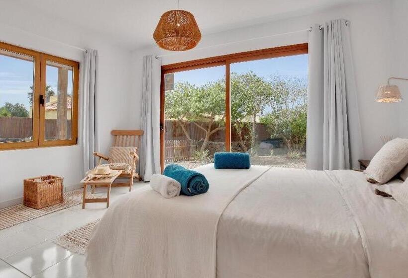 تختخواب و صبحانه Villa Amrita