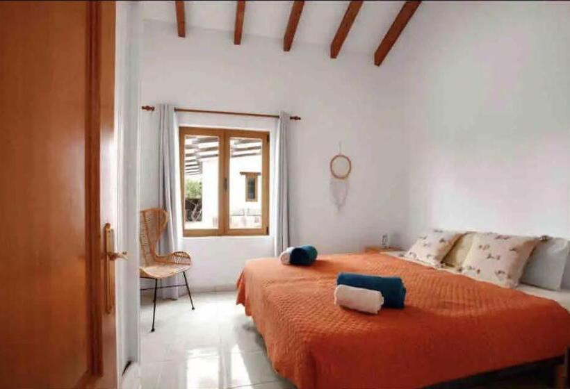 تختخواب و صبحانه Villa Amrita