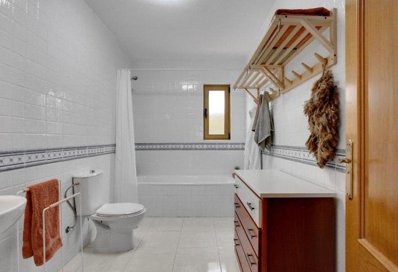 تختخواب و صبحانه Villa Amrita