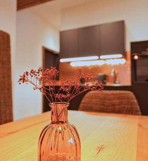 Elements By Heigenhauser