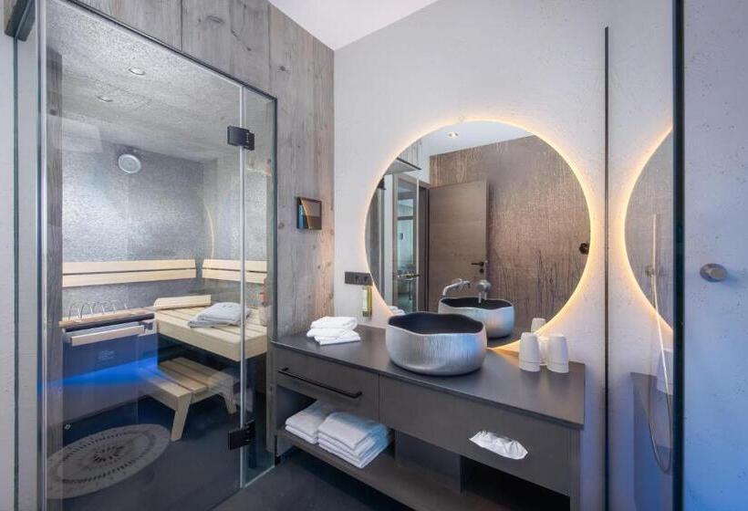 Elements By Heigenhauser