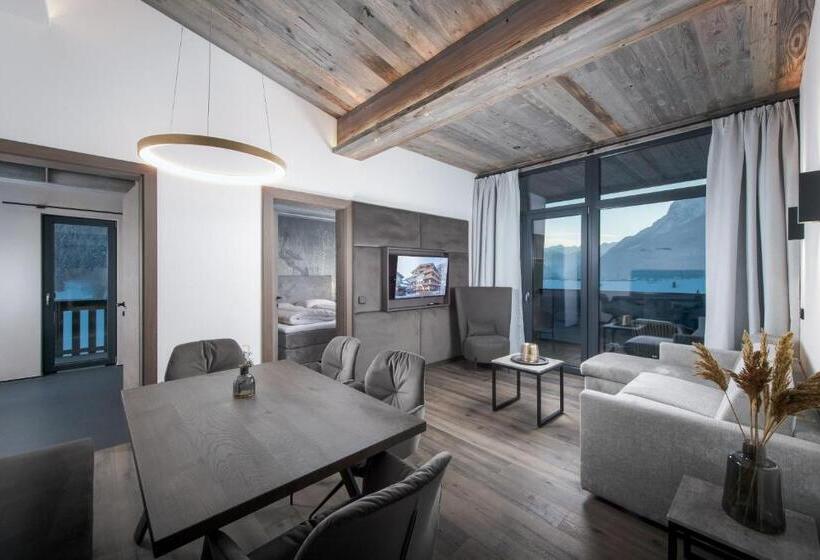 Elements By Heigenhauser