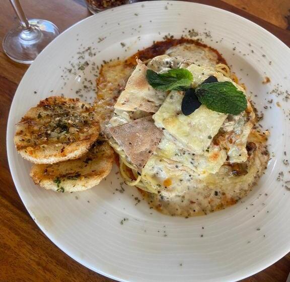 בית מלון כפרי Divine Retreat