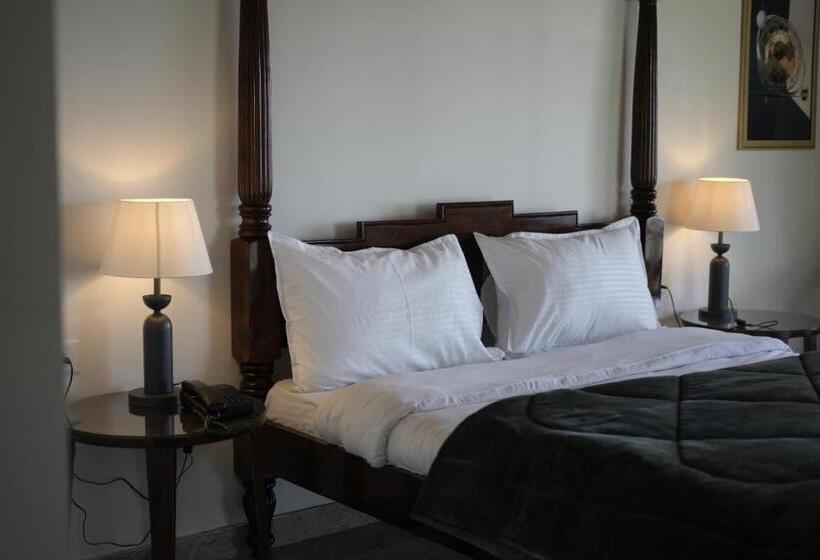 בית מלון כפרי Divine Retreat