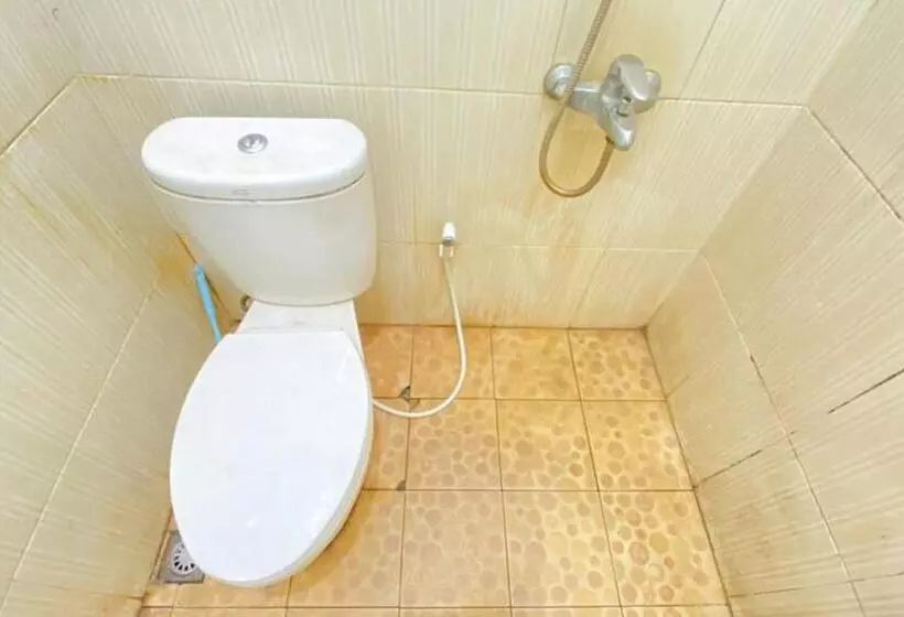 Hotelli Reddoorz Syariah @ Jalan Jendral Sudirman Pekanbaru