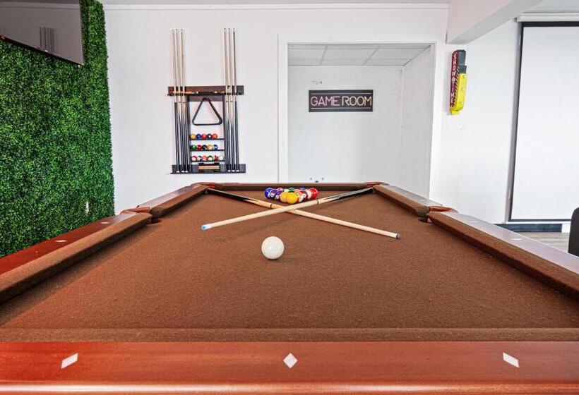 The Mallard Hotel & Suites