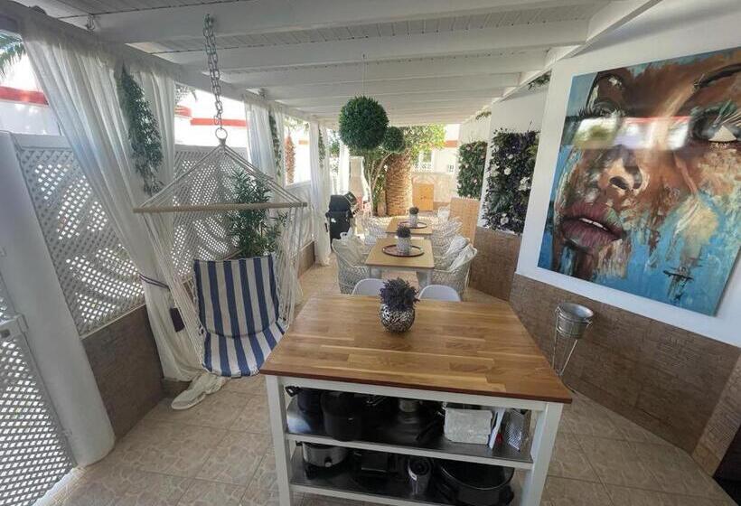 پانسیون Casa Luna M&s