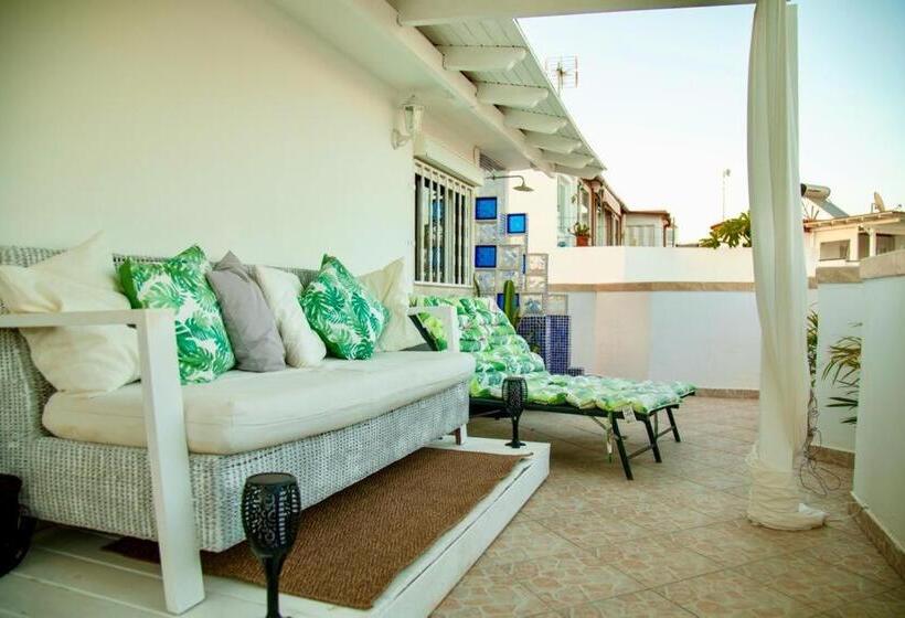 پانسیون Casa Luna M&s