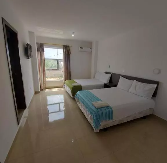 ペンション Hostal Los Gavilanes