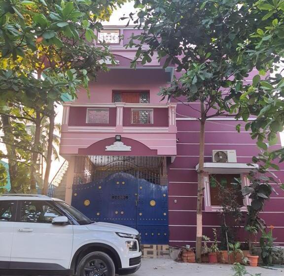 Pension (Hôtel basse catégorie) Mars Stay