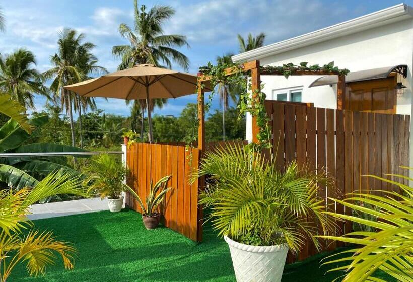 Pension Moalboal Lrs Lovers Nest