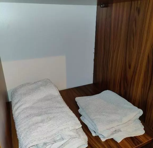 پانسیون Sabiha Gökçen Airport Ensuıte Private Room