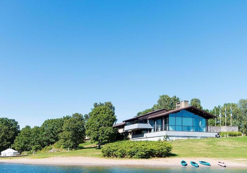 Skåvsjöholm, Hotell & Konferens