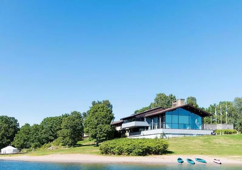 Skåvsjöholm, Hotell & Konferens