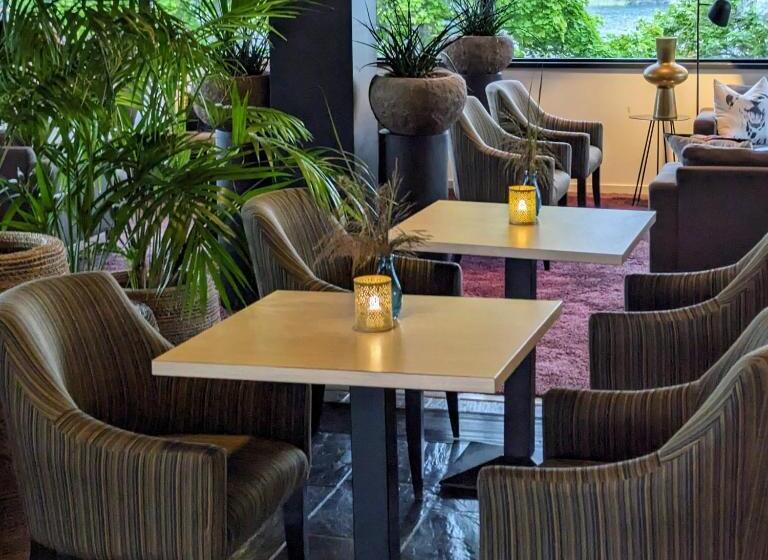 Skåvsjöholm, Hotell & Konferens