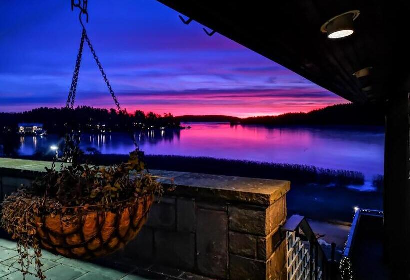 Skåvsjöholm, Hotell & Konferens