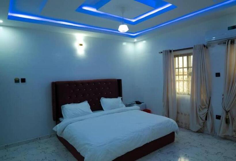 Triple D Luxury Hotel By Chill And Thrill