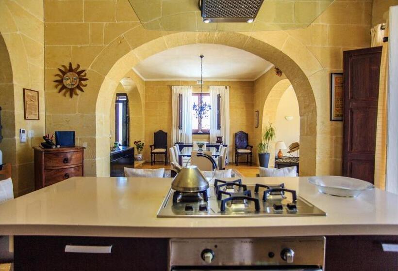 تختخواب و صبحانه Crosslanes Bb