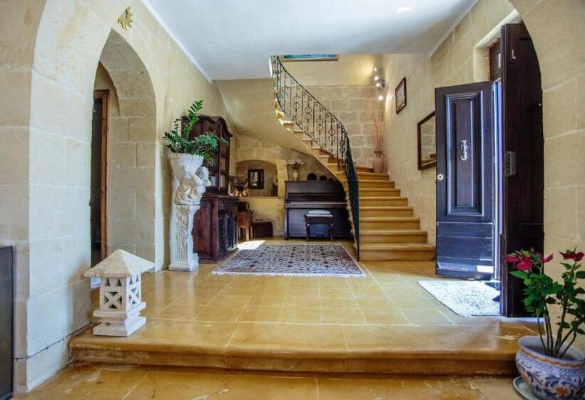 تختخواب و صبحانه Crosslanes Bb