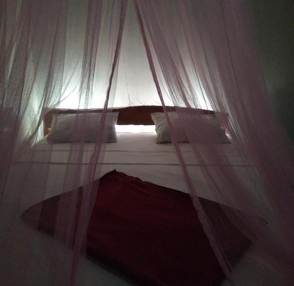 ベッドアンドブレックファースト Eiffin Moon Ella