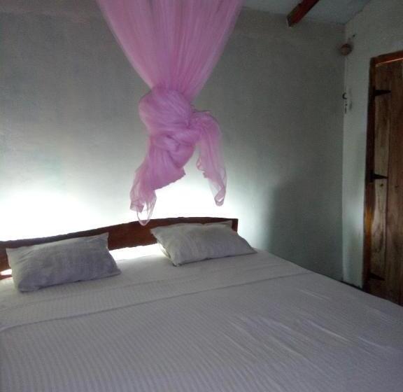 ベッドアンドブレックファースト Eiffin Moon Ella