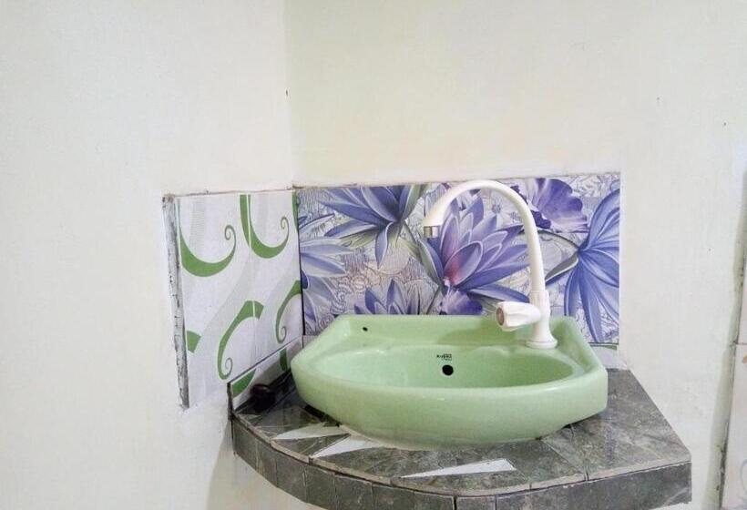 ベッドアンドブレックファースト Eiffin Moon Ella