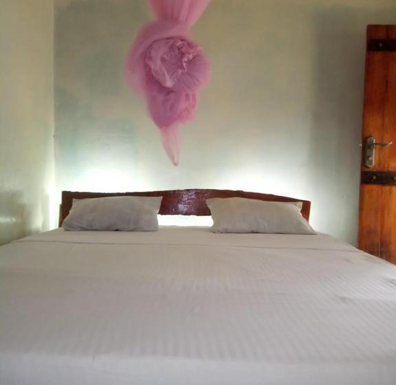 ベッドアンドブレックファースト Eiffin Moon Ella