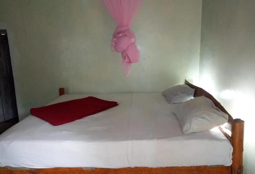 ベッドアンドブレックファースト Eiffin Moon Ella