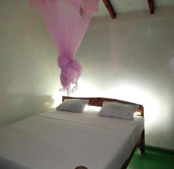 ベッドアンドブレックファースト Eiffin Moon Ella