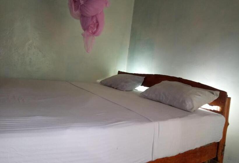 ベッドアンドブレックファースト Eiffin Moon Ella