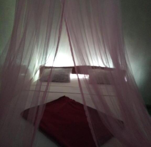 ベッドアンドブレックファースト Eiffin Moon Ella