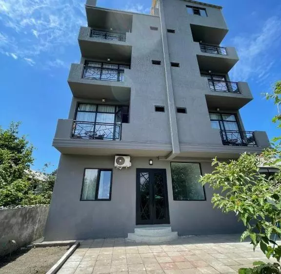 تختخواب و صبحانه El Mari