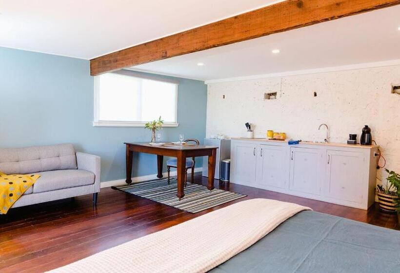 צימר Orange Door Bnb