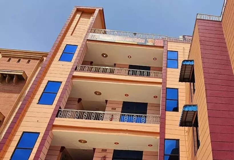 Gopal Hotel And Palace