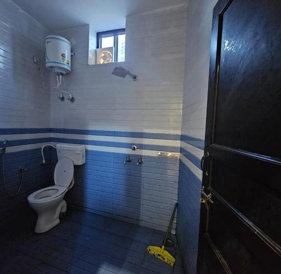 Gopal Hotel And Palace