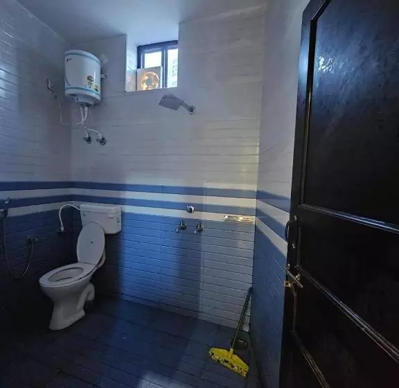 Gopal Hotel And Palace