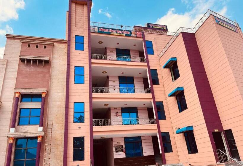 Gopal Hotel And Palace