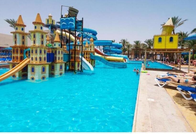 هتل Lillyland Mirage Bay & Aqua Park