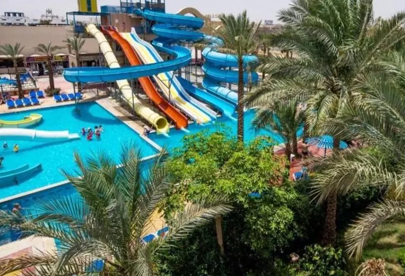 هتل Lillyland Mirage Bay & Aqua Park