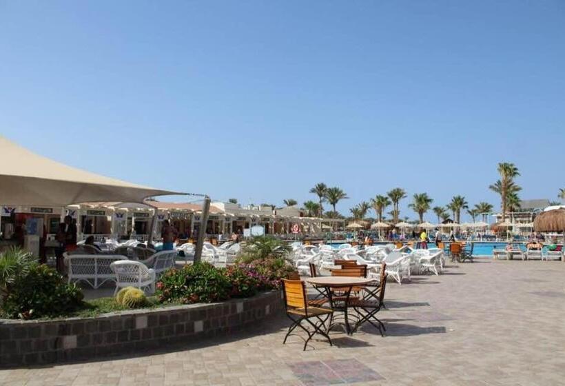 هتل Lillyland Mirage Bay & Aqua Park