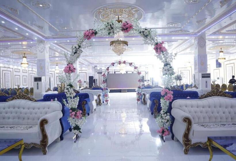 هتل Niagara Falls Bahawalpur