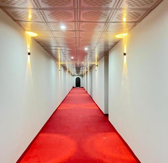 هتل Niagara Falls Bahawalpur