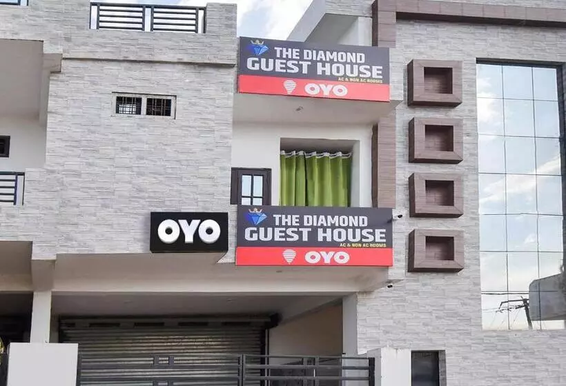 Hotelli Oyo Flagship The Diamond Guest House