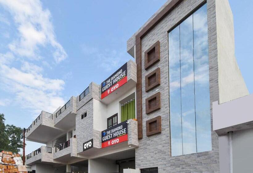 Hotel Oyo Flagship The Diamond Guest House