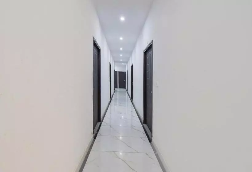 Hotelli Oyo Flagship The Diamond Guest House
